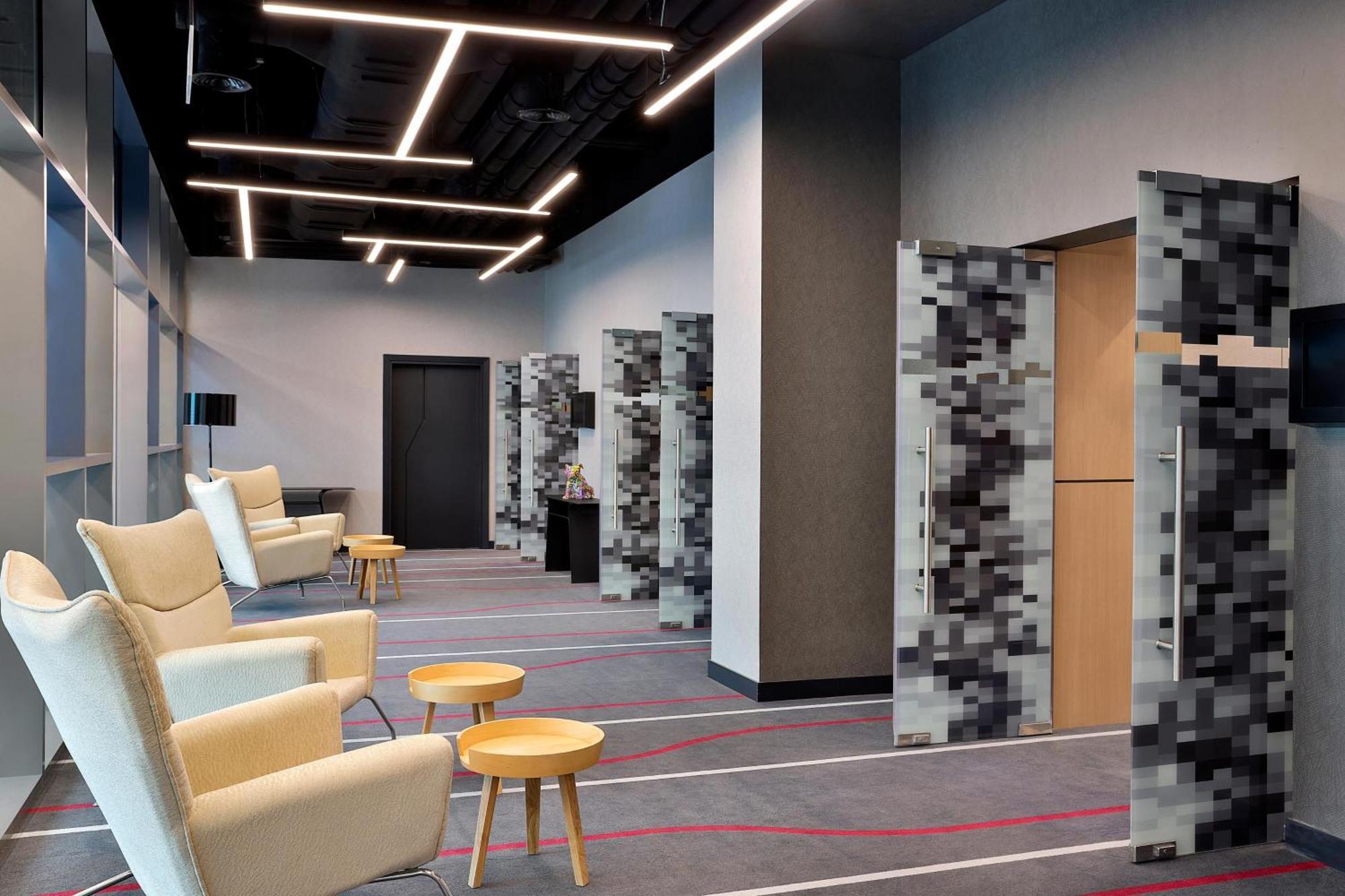 ホテル Aloft Dubai Airport エクステリア 写真